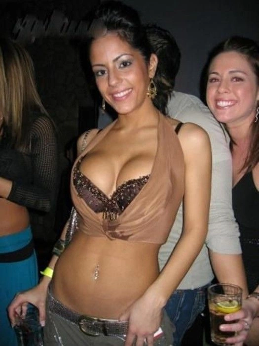 Маленька підбірка - декольте (16 фото) – фото 15