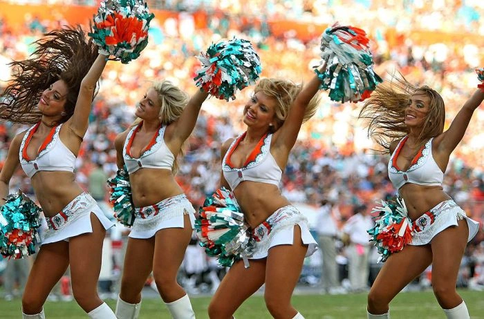 Битва дівчат з групи підтримки (34 фото) – фото 13