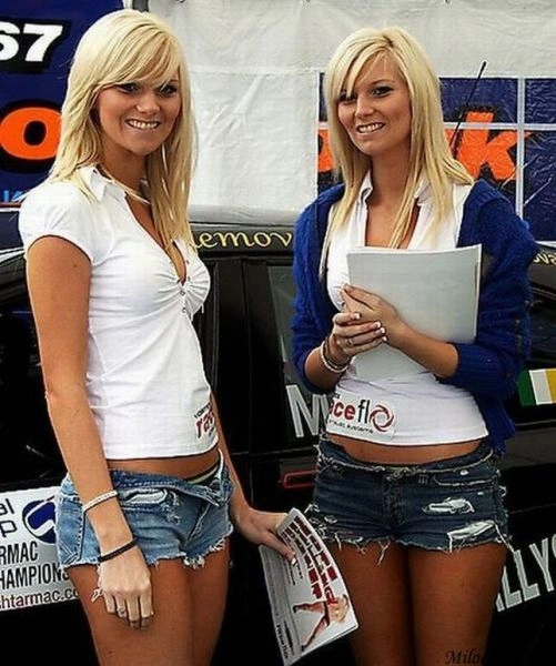 Сексуальні близнюки (63 фото) – фото 53