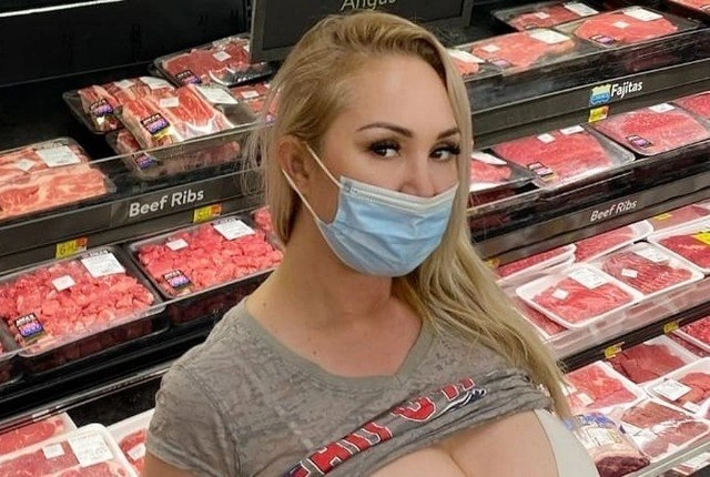 Актриса фільмів для дорослих Мері Кері (Mary Carey) боротиметься за пост губернатора Каліфорнії (15 фото)