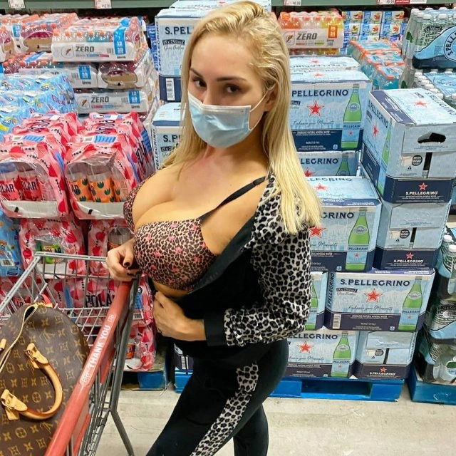 Актриса фільмів для дорослих Мері Кері (Mary Carey) боротиметься за пост губернатора Каліфорнії (15 фото)