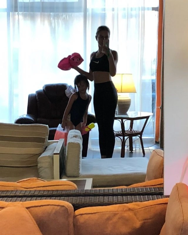 Любов Соболь - палка опозиціонерка, яка хоче змінити Росію (13 фото) – фото 7