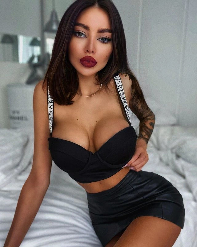 Алена Омович - модель Instagram з України, яка налякала іноземців своїм зовнішнім виглядом (25 фото) – фото 16