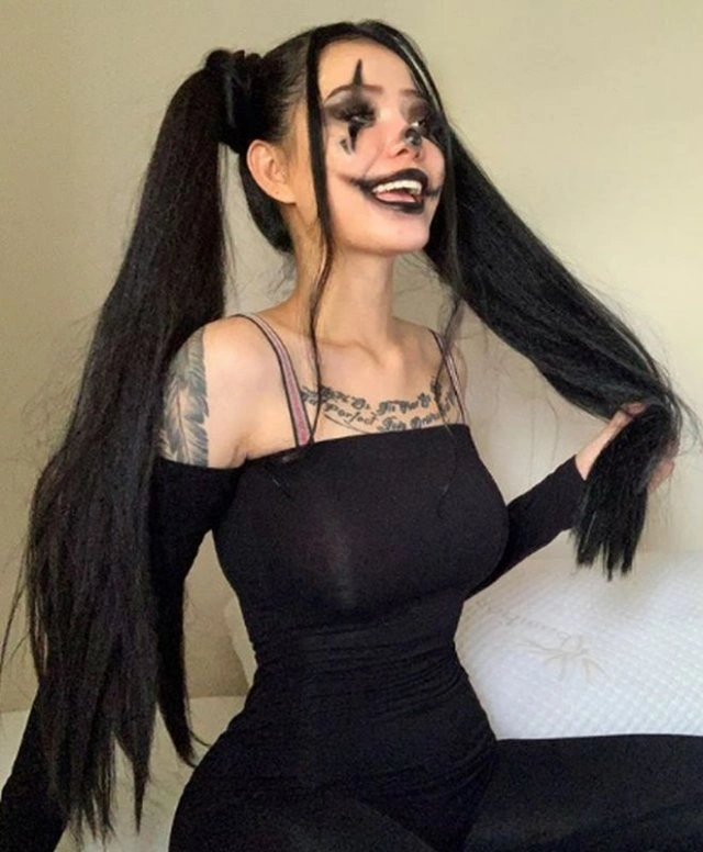 Белла Порч: дівчина, яка заробила понад 7 мільйонів рублів, просто киваючи головою на відео (15 фото + відео) – фото 3