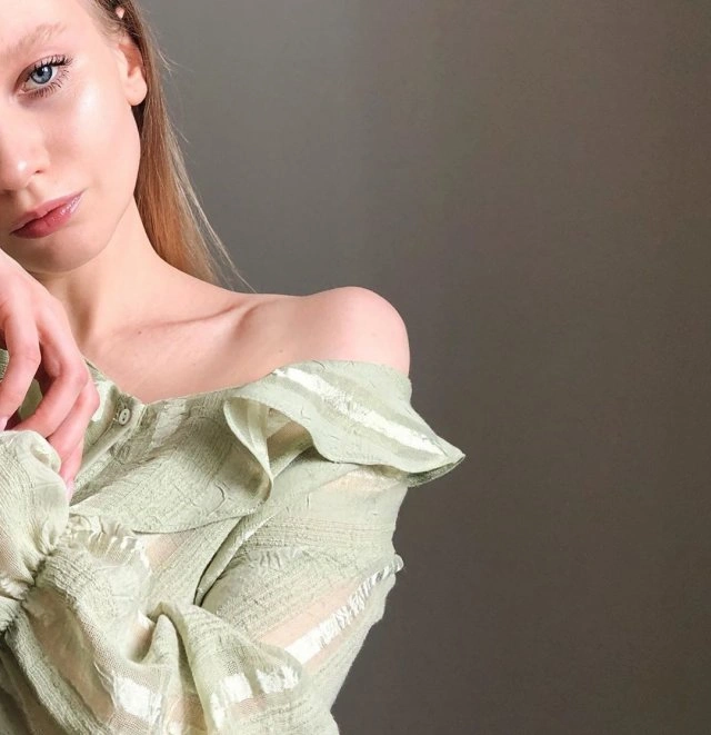 Українська модель Instagram Анна Лысенко показала фото у білизні, але відгуки отримала не за це, а за вид з вікна (20 фото) – фото 19