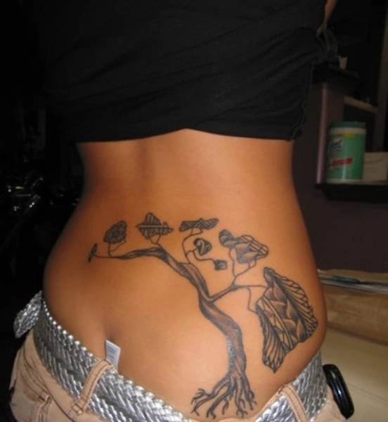 Дівчата з татуюваннями на талії (51 фото) – фото 42