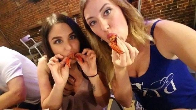 Дівчата жартуються (65 фото) – фото 35