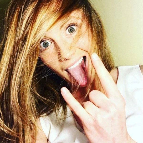 Дівчата жартуються (65 фото) – фото 44