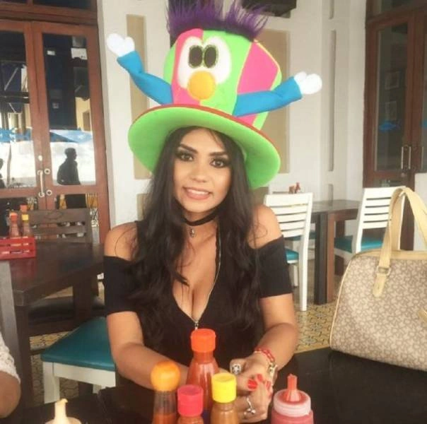 Дівчата жартуються (65 фото) – фото 52