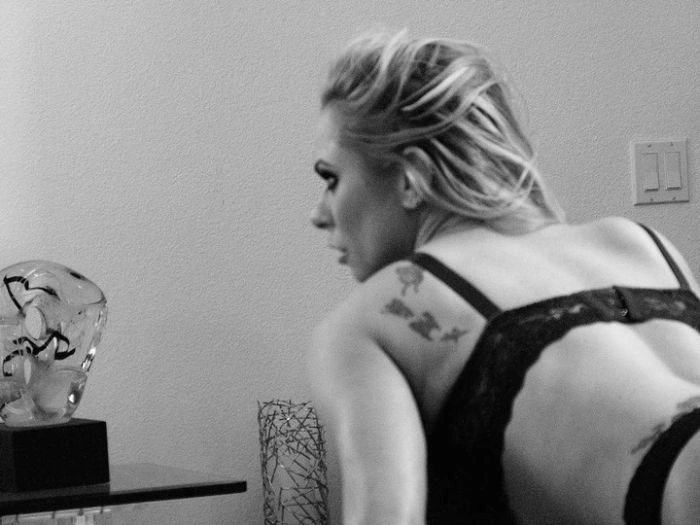 Повсякдення на зйомках фільмів для дорослих (40 фото) – фото 9