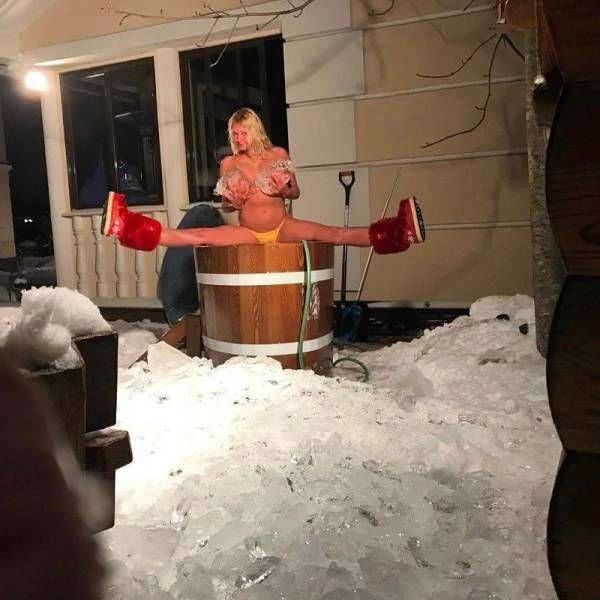 Смішні дівчата. Частина 101 (47 фото) – фото 27