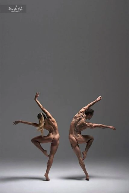 Спортсмени знялися оголеними у благодійному календарі Домініки Цуди (15 фото) – фото 14