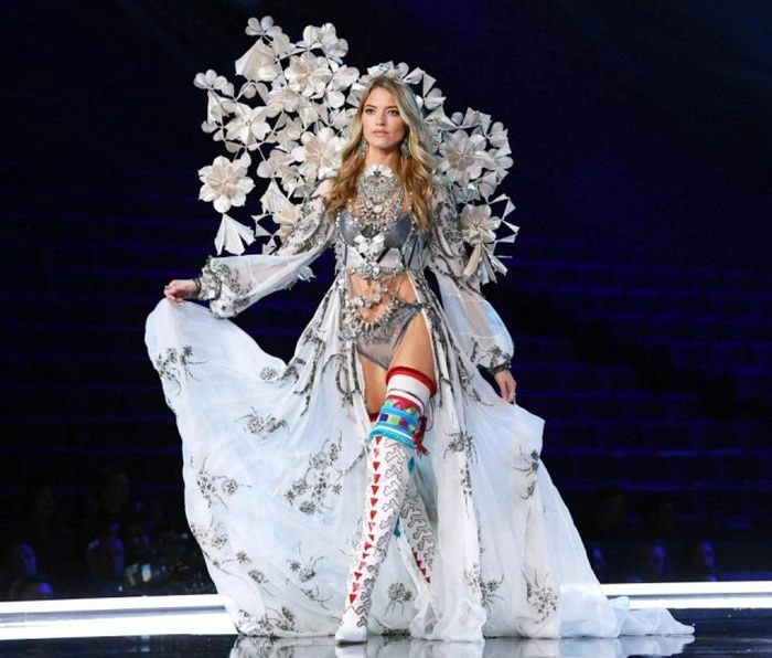 Модний показ Victoria's Secret у Шанхаї (33 фото) – фото 7