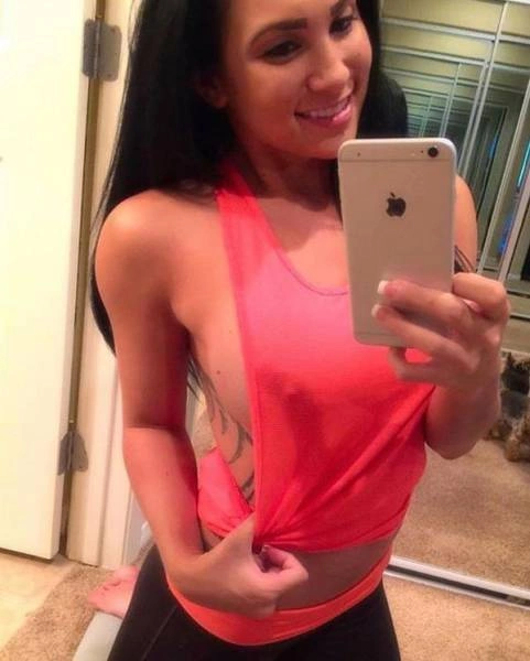 Дівчата без бюстгальтерів (65 фото) – фото 2