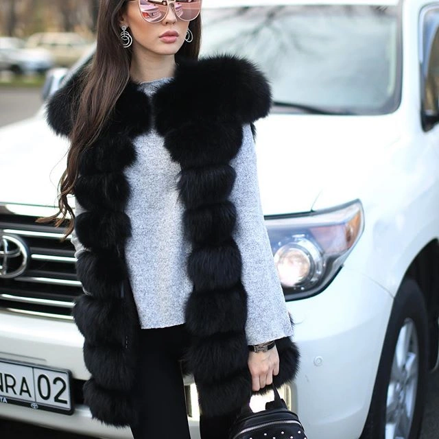 "Казахстанську Барбі" Дінару Рахімбаєву розкритикували за відверті фото (19 фото) – фото 9