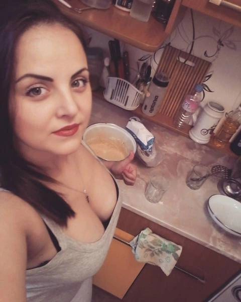 Чарівні дівчата фотографуються (53 фото) – фото 36