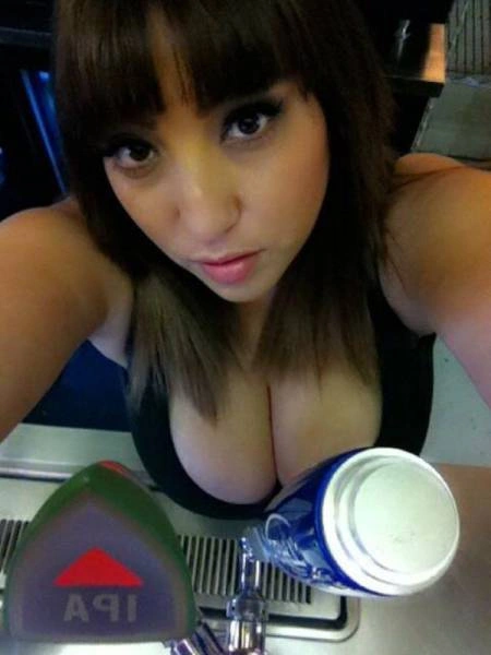 Чарівні дівчата фотографуються (53 фото) – фото 46