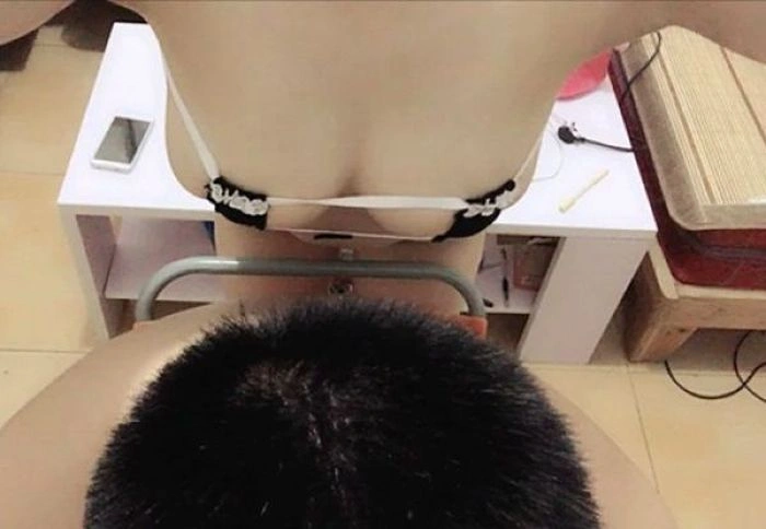 Справжній геймер не піддався жіночим провокаціям (4 фото) – фото 4