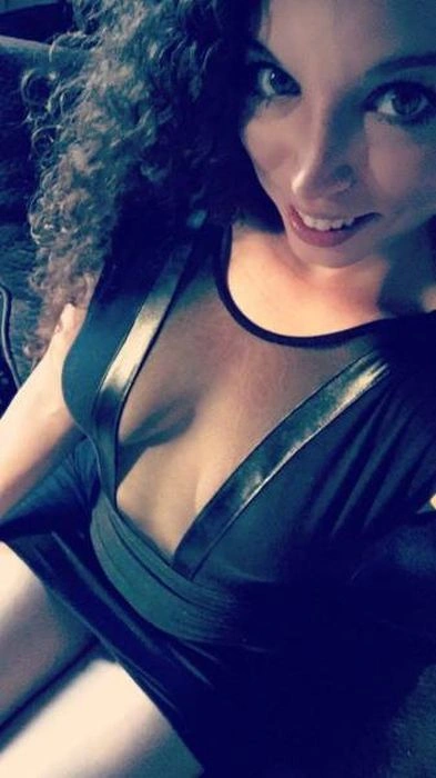 Дівчата в відвертих нарядах (40 фото) – фото 8