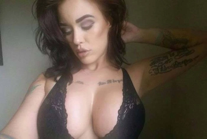 Дівчата в відвертих нарядах (40 фото) – фото 40