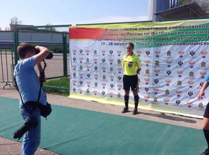 Єкатерина Костюніна - найкрасивіший арбітр російського футболу (16 фото) – фото 2