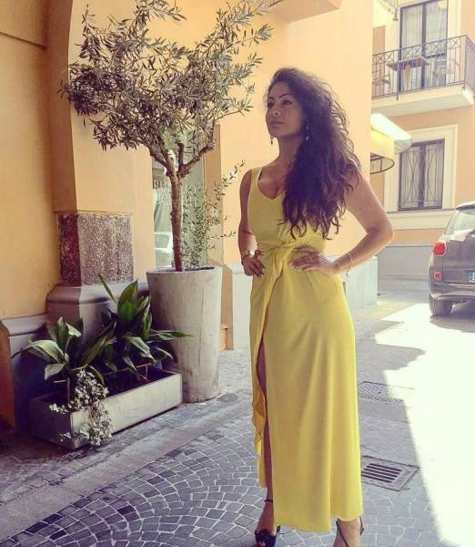 Модель плюс-сайз Паола Торренте посіла друге місце на конкурсі краси в Італії (23 фото) – фото 9