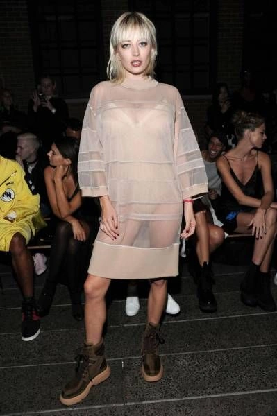 Веселі дівчата. Частина 80 (71 фото) – фото 46