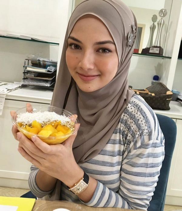 Красиві дівчата з різних куточків світу (20 фото) – фото 6