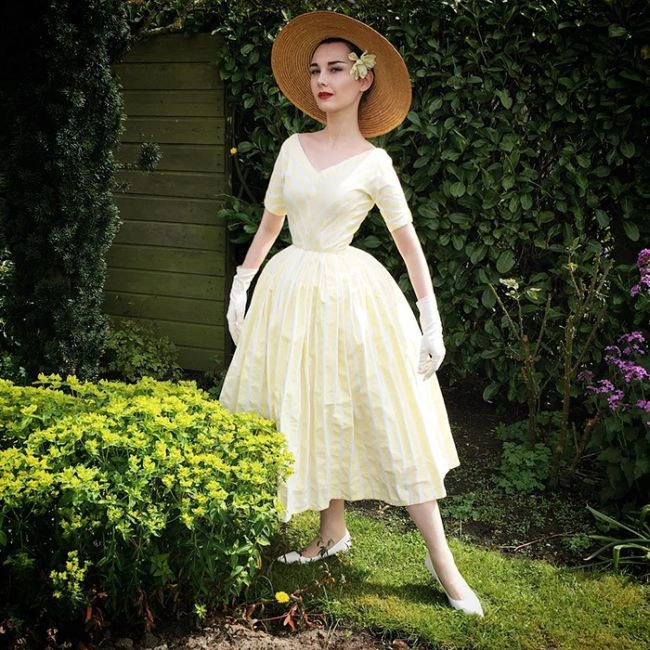 Аннеліс Франсін - 17-річна дівчина, яка може перетворитися на будь-яку красуню минулого (30 фото) – фото 17