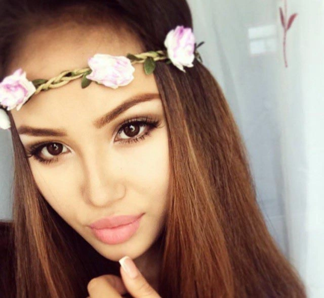 Гарні казашки на фото з соцмереж (37 фото) – фото 21