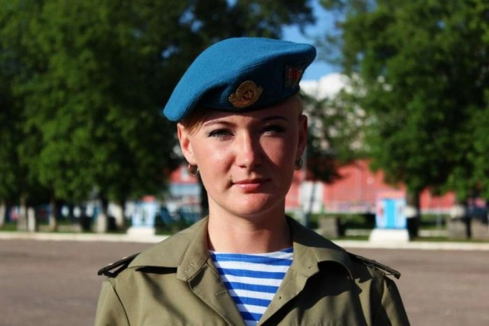 Чарівні дівчата у рядах ВДВ (34 фото) – фото 18
