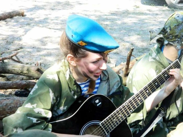 Чарівні дівчата у рядах ВДВ (34 фото) – фото 26