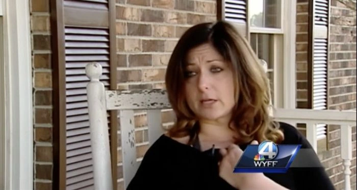 У США вчительку звільнили з роботи через те, що учень поширив її відверті фото (3 фото) – фото 2