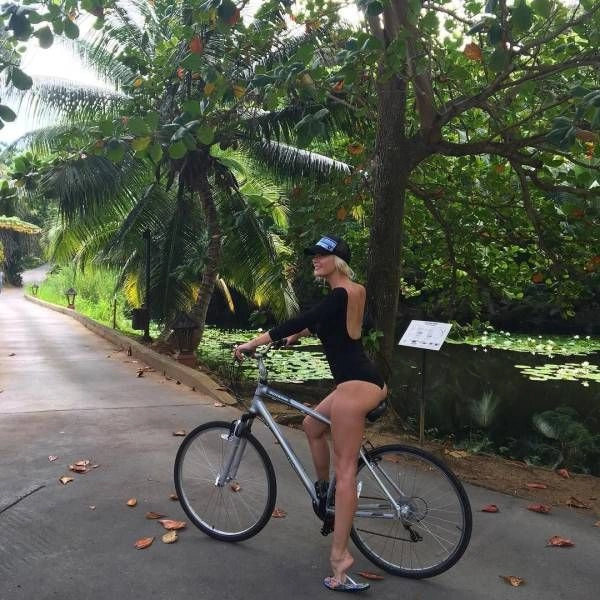 Смішні дівчата. Частина 72 (63 фото) – фото 9