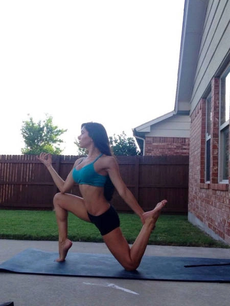 Підбірка фото гнучких дівчат (64 фото) – фото 13