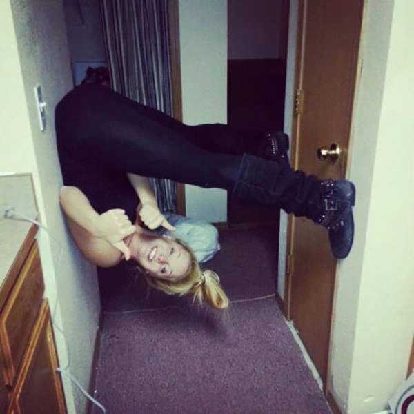 Підбірка фото гнучких дівчат (64 фото) – фото 28