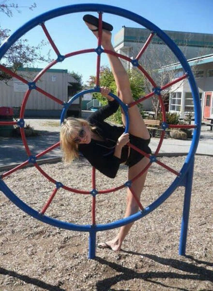 Підбірка фото гнучких дівчат (64 фото) – фото 53