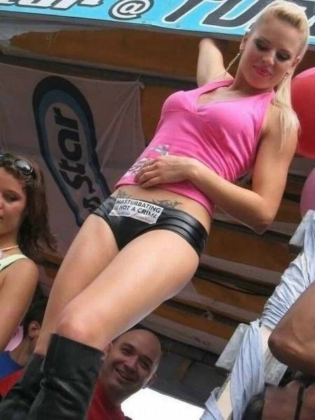 Смішні дівчата. Частина 23 (55 фото) – фото 13