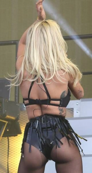 Смішні дівчата. Частина 23 (55 фото) – фото 50