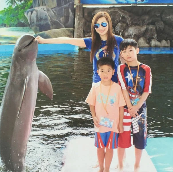 Вгадайте вік дівчини на цьому фото (28 фото) – фото 2