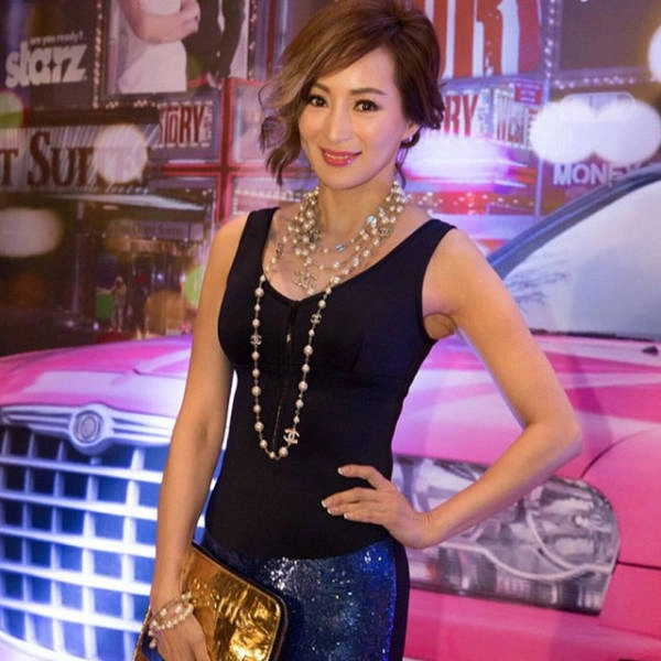 Вгадайте вік дівчини на цьому фото (28 фото) – фото 22