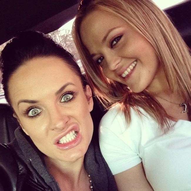 Фото порноактрис поза кадром (76 фото) – фото 4