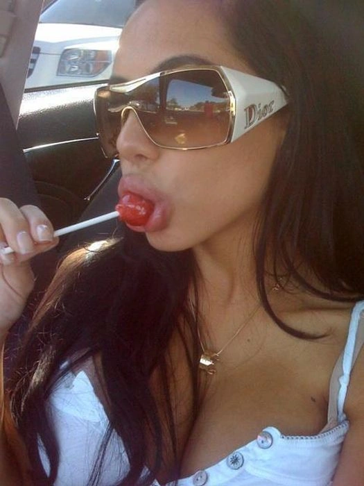 Фото порноактрис поза кадром (76 фото) – фото 22