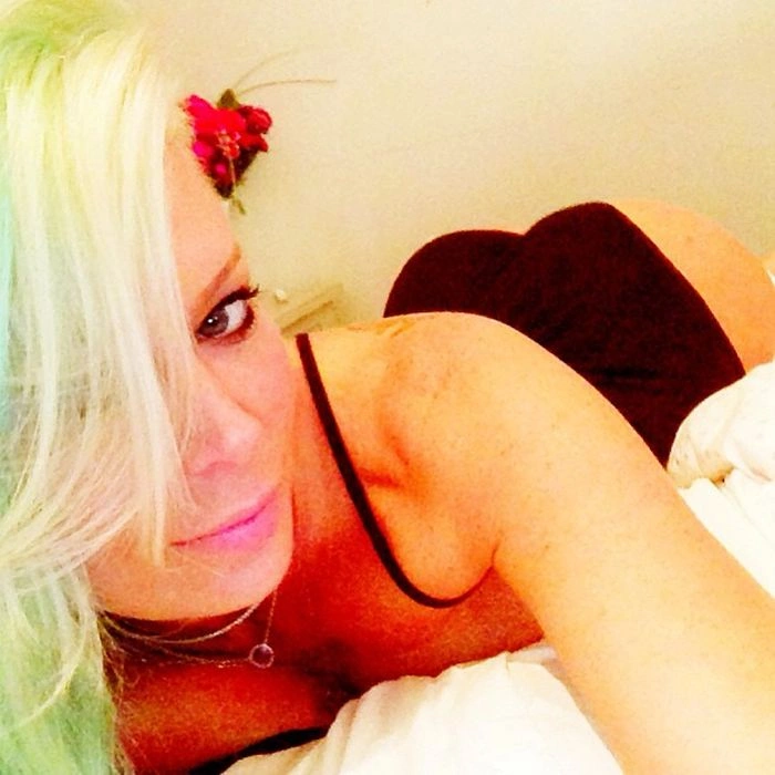 Фото порноактрис поза кадром (76 фото) – фото 53