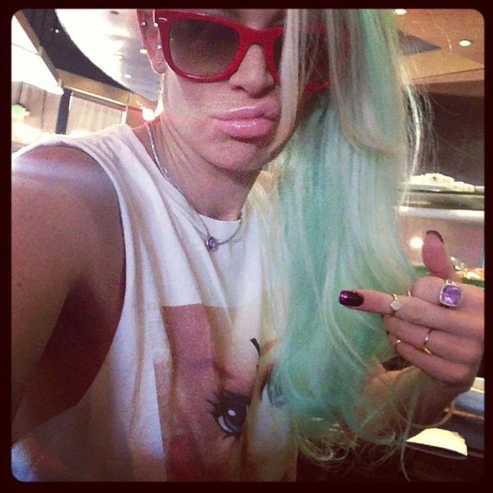 Фото порноактрис поза кадром (76 фото) – фото 54