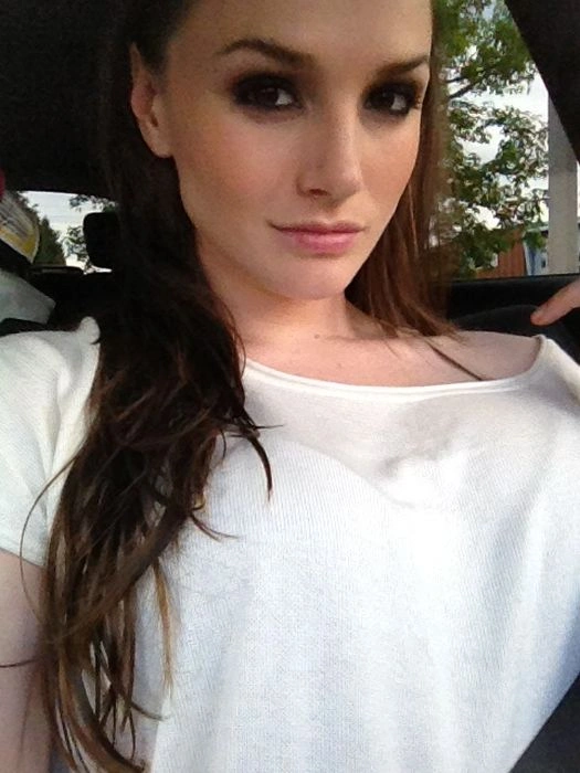 Фото порноактрис поза кадром (76 фото) – фото 65