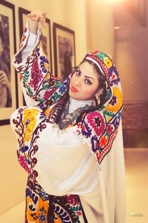 Краса таджицьких дівчат на фото з соцмереж (19 фото) – фото 14