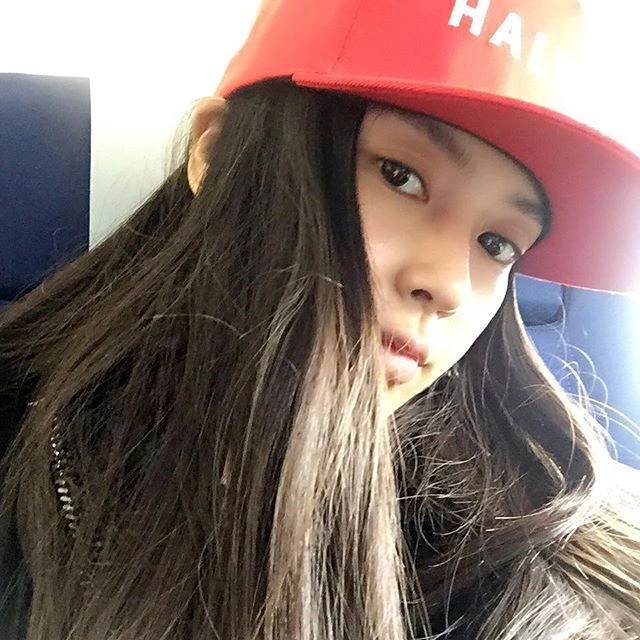 Китайській актрисі Енг Він (Анджелі Бейбі) довелося довести природність своєї краси (21 фото) – фото 14