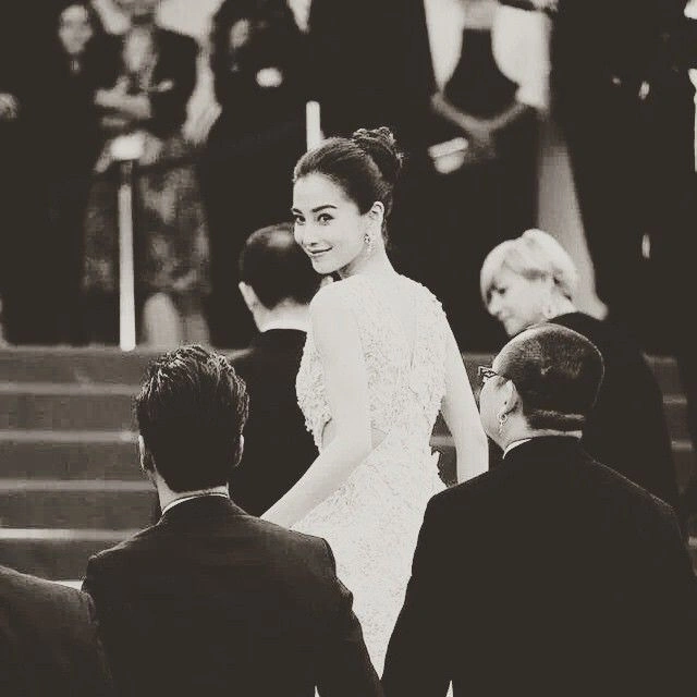 Китайській актрисі Енг Він (Анджелі Бейбі) довелося довести природність своєї краси (21 фото) – фото 15