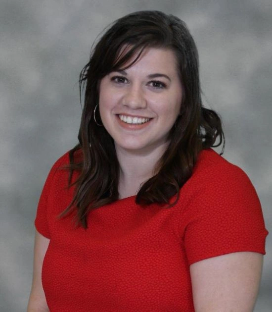 У США молоду вчителя затримали за інтимні стосунки з ученицею (10 фото) – фото 2